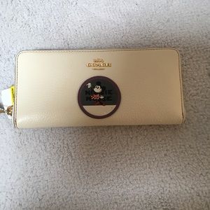 Coach Minnie Mouse wallet